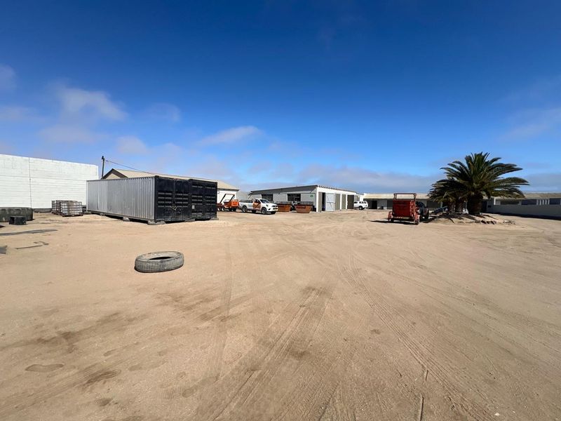 FOR SALE - INDUSTRIAL PROPERTY IN THE SWAKOPMUND INDUSTRAIL AREA, NAMIBIA - Photo 8