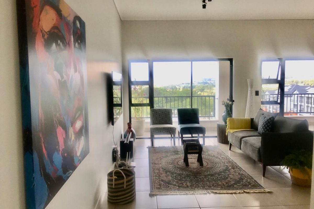 Fully Furnished 3 bed 2 bath executive townhouse - Photo 3