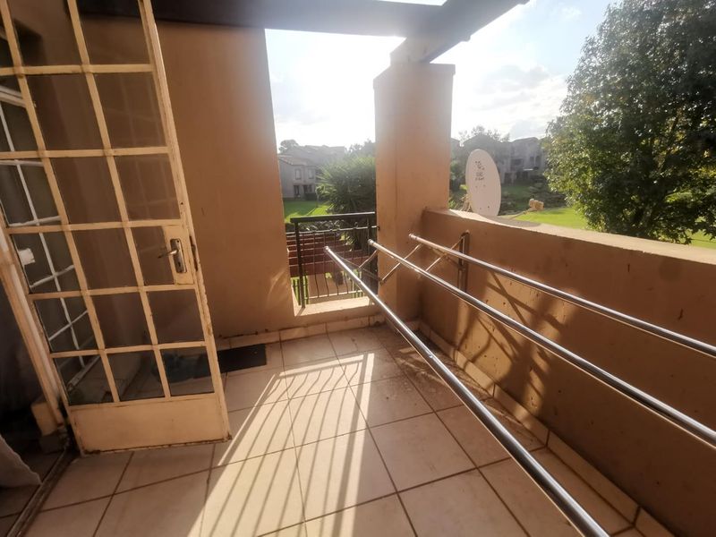 well maintained complex - Photo 10