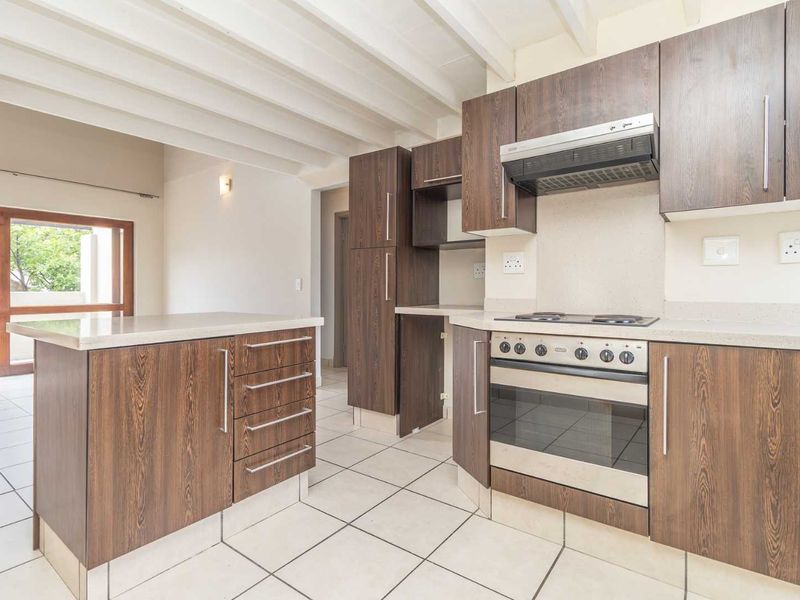 Relax on your Private Rooftop Terrace in This Chic 2-Bed Loft - Photo 4