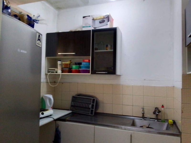 An investor's dream - bachelor apartment in South Beach for sale! - Photo 2