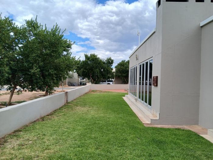 Property #2552169, House Rental Monthly in Omeya Golf Estate