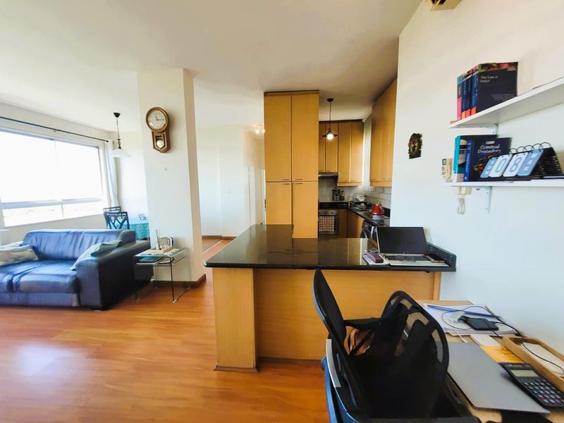 Two Bedroom Apartment - Hillside Residence Panoramic views - Photo 8