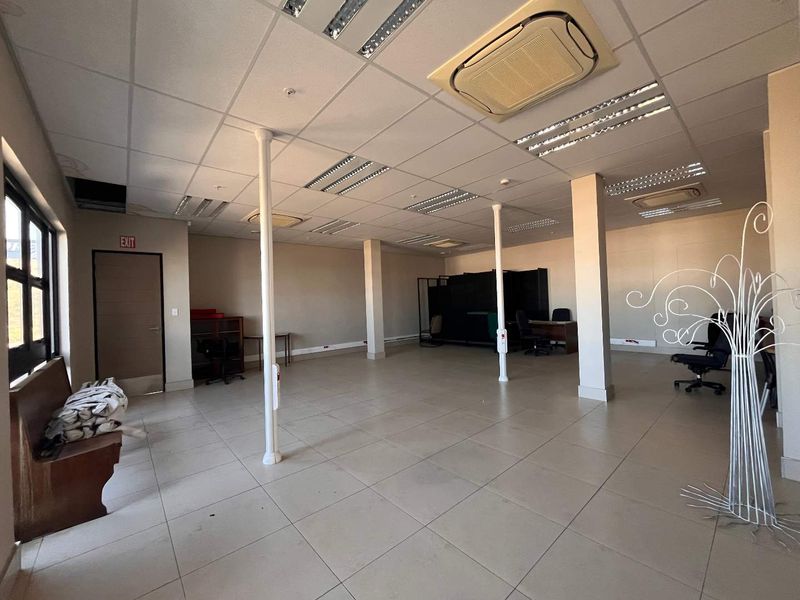 Retail & Office Rental Space - Photo 9