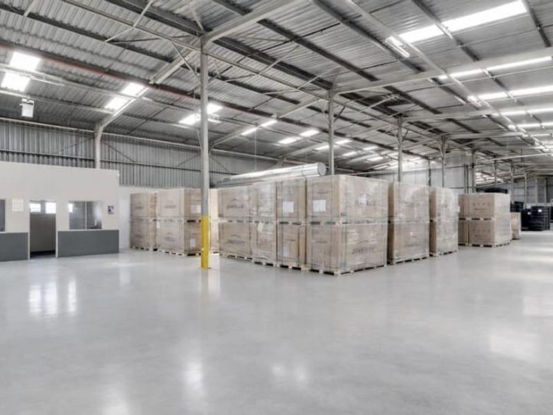 6 972m2 Hughes Boksburg Warehouse To Let - Photo 3