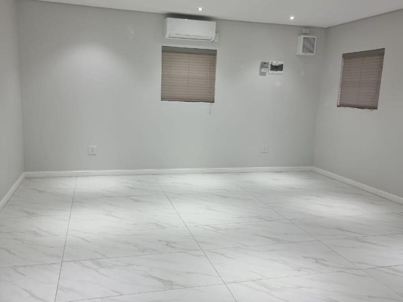 Medical Suite for rent in Dana Bay - Photo 7