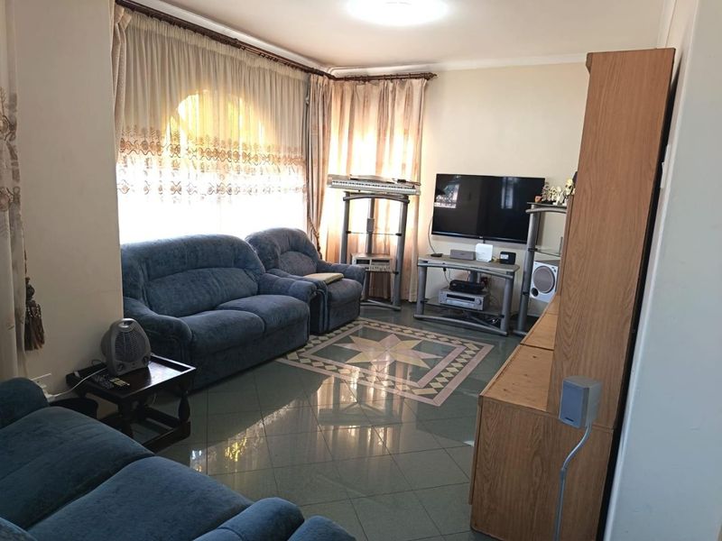 4 Bedroom House for sale in Crossmoor - Photo 6