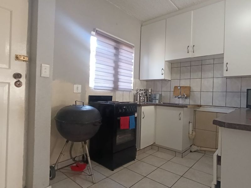 First - Time Buyer's dream - Affordable 2-Bed Unit - Photo 6