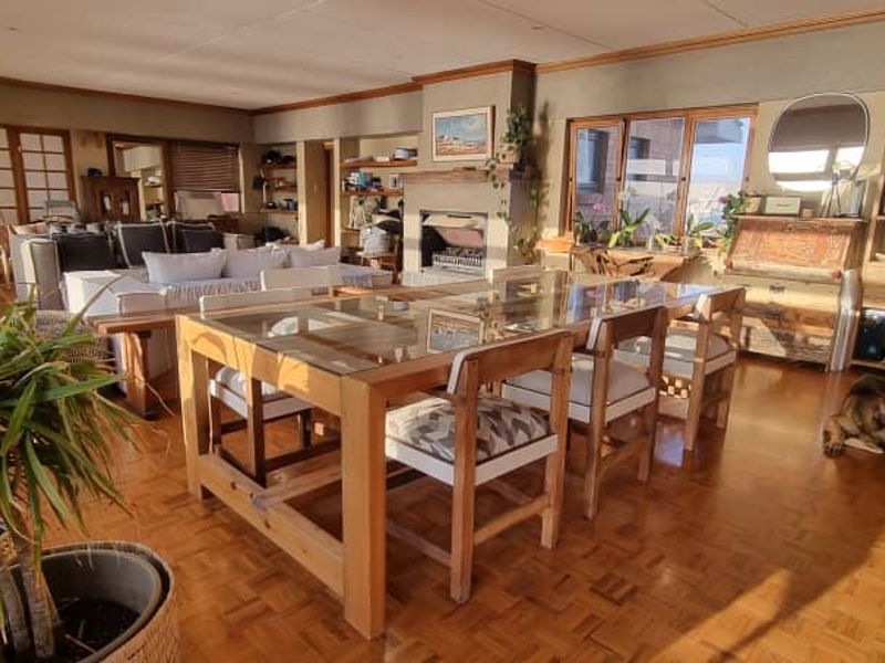 🌊 Exquisite Oceanfront Retreat – 5 En-Suite Bedrooms, Natural Pool & Unmatched Sunset Views - Photo 5