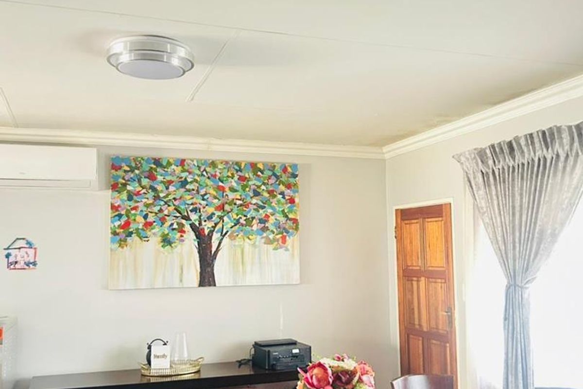 El Shaddai Townhouse: Where Comfort Meets Convenience! - Photo 5