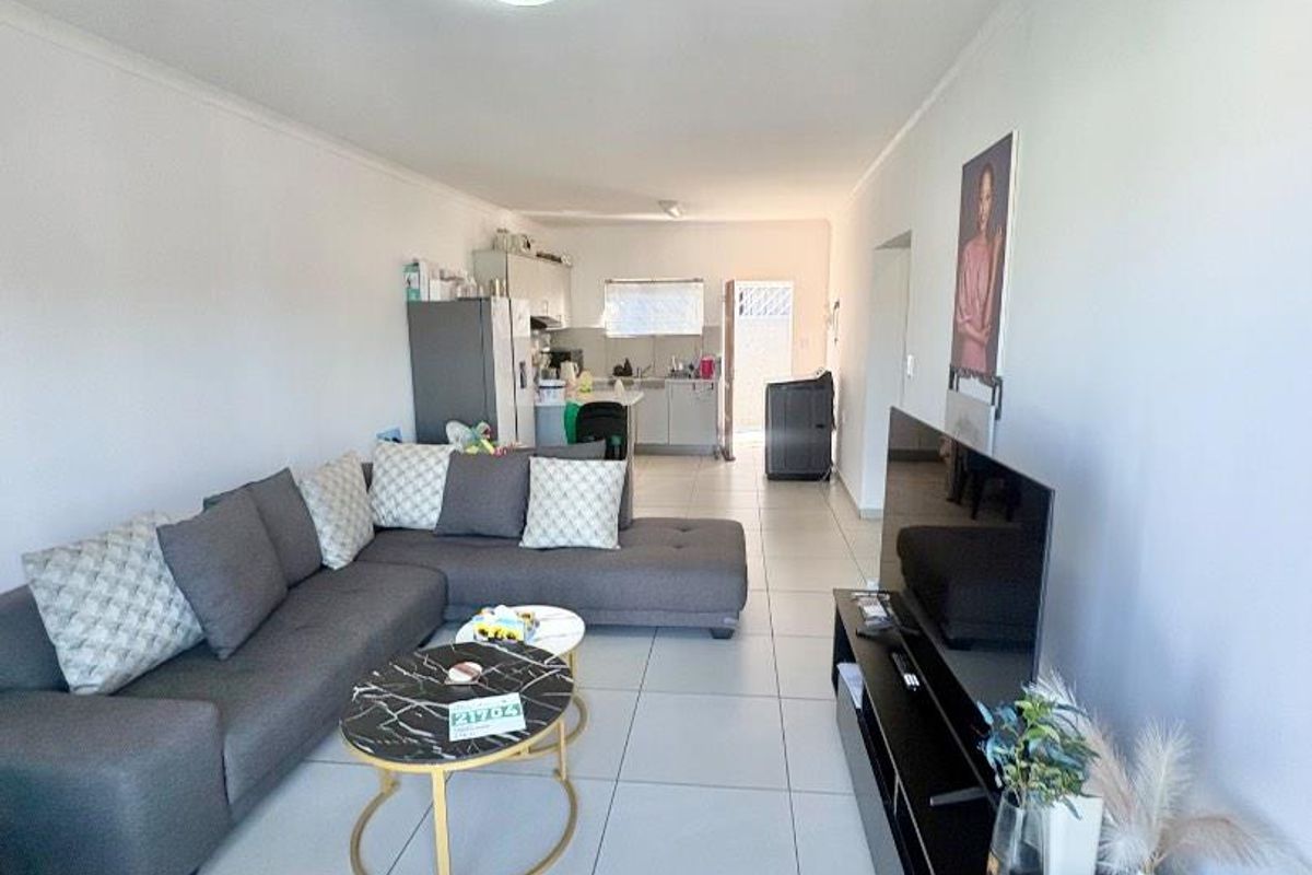 2 Bedrooms Apartment For Sale in Rocky Crest - Photo 4