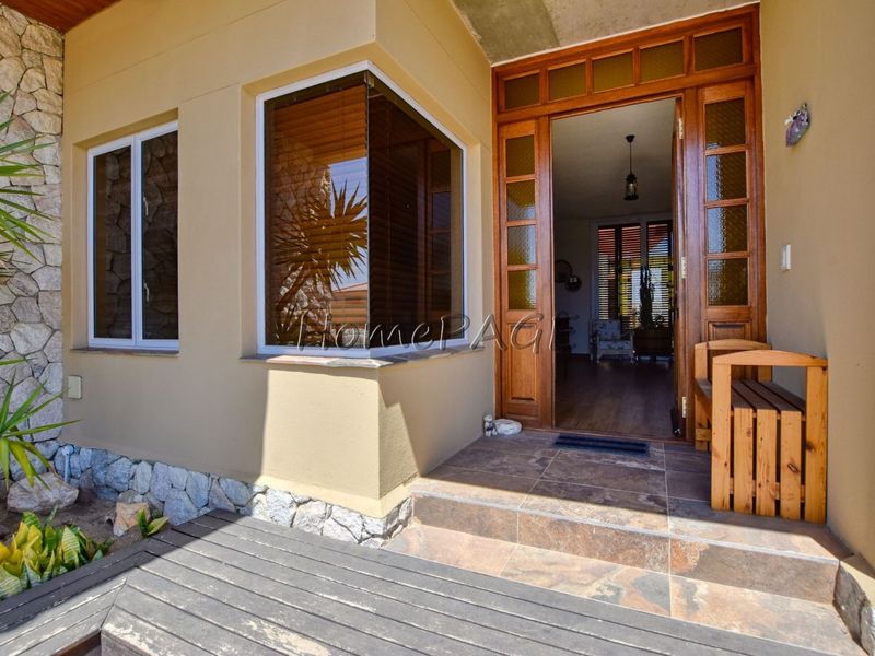 Rossmund, Swakopmund:  BEAUTIFUL Farmstyle home, with flatlet, is for sale - Photo 4