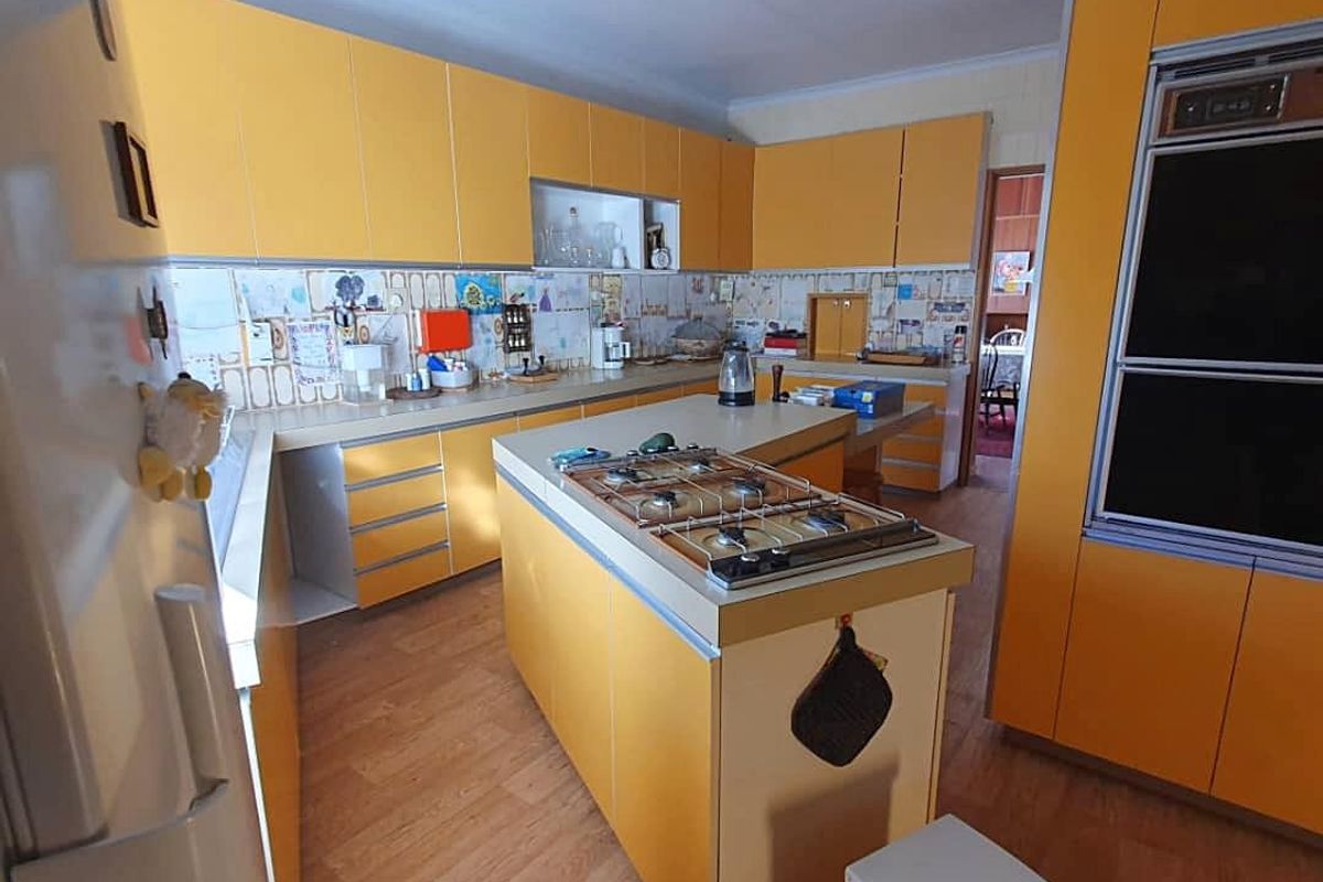 A refined family home for Sale – Klein Windhoek - Photo 5