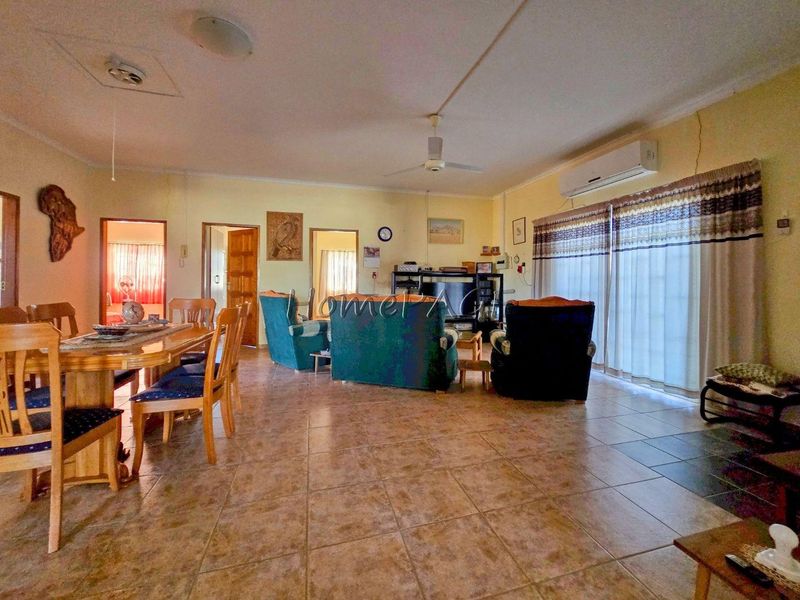 Usakos:  Smallholding close to Town is for Sale - Photo 7
