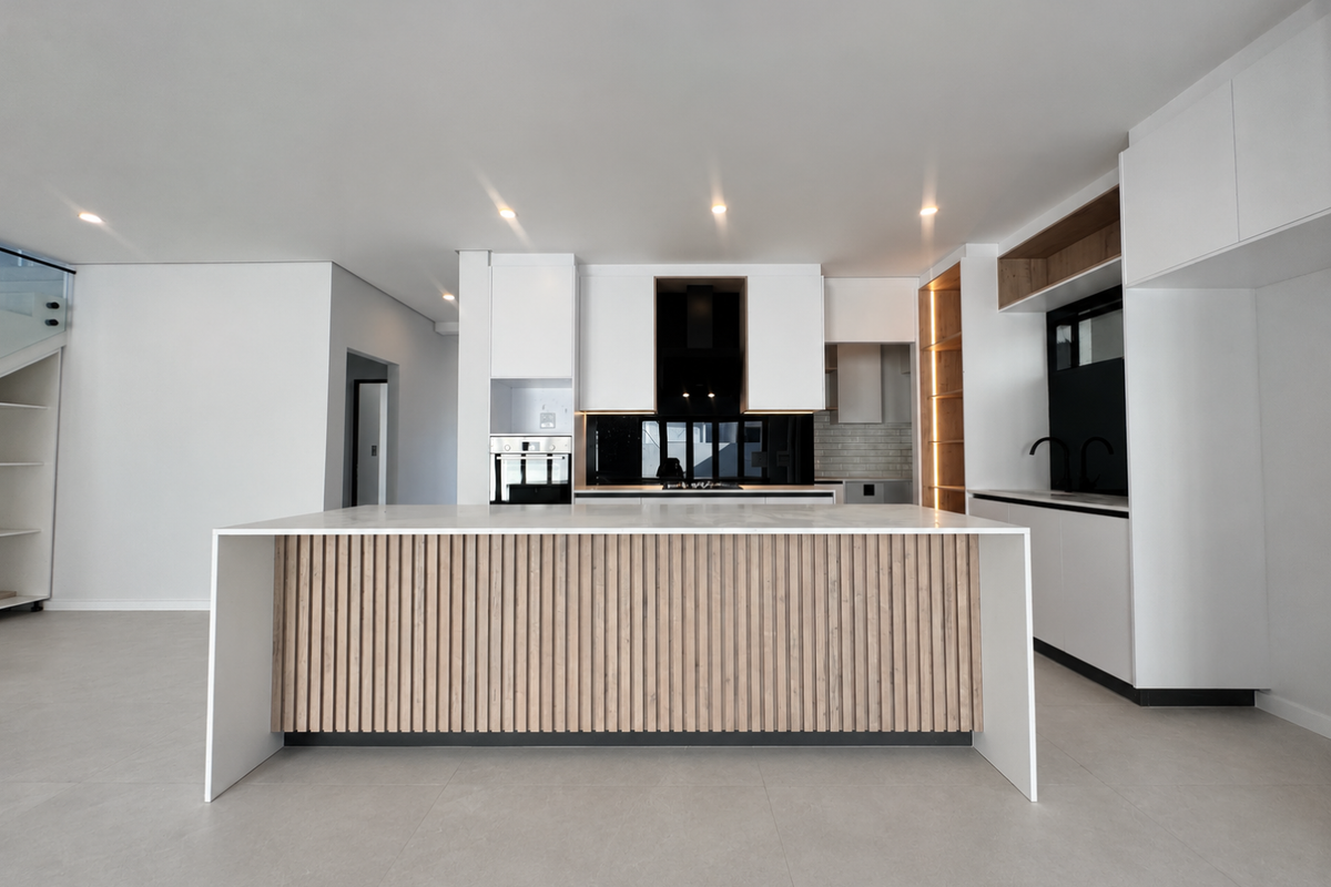 Bespoke 4 Bedroom Luxury Home with Designer Finishes in Sandown, Blouberg. - Photo 2
