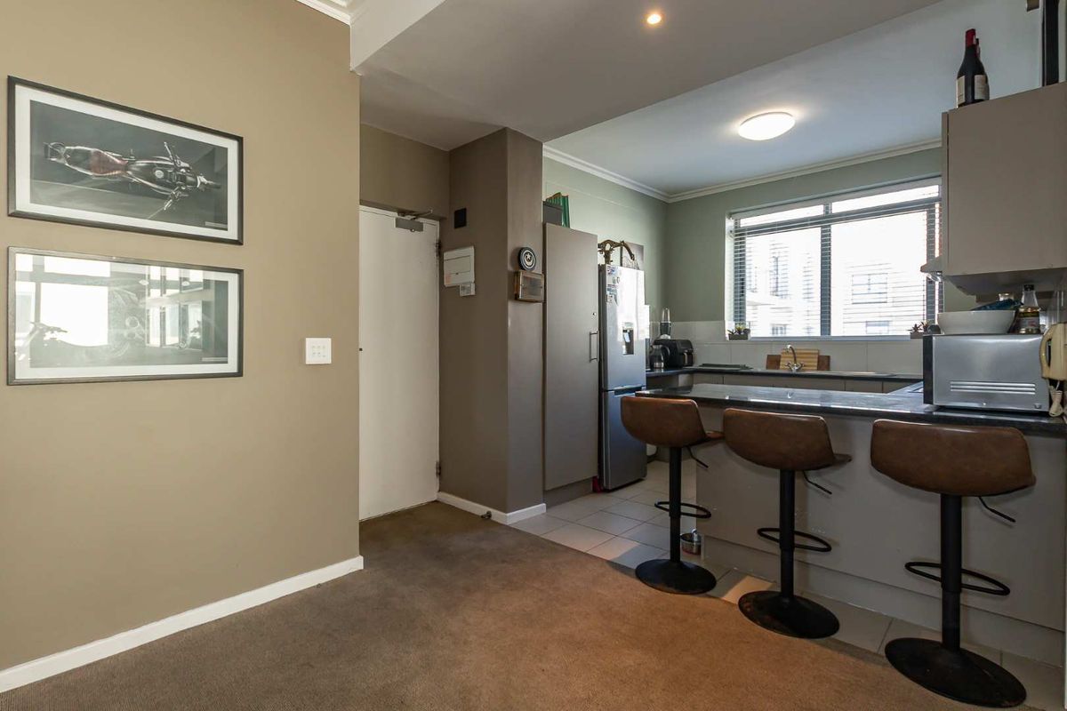 Hens Teeth TWO almost three bed unit in much sought after beachfront complex - Photo 4