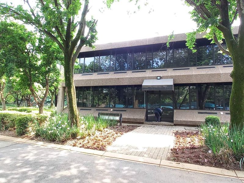 787m2 Industrial Warehouse To Let in Isando Business Park | Isando - Photo 1