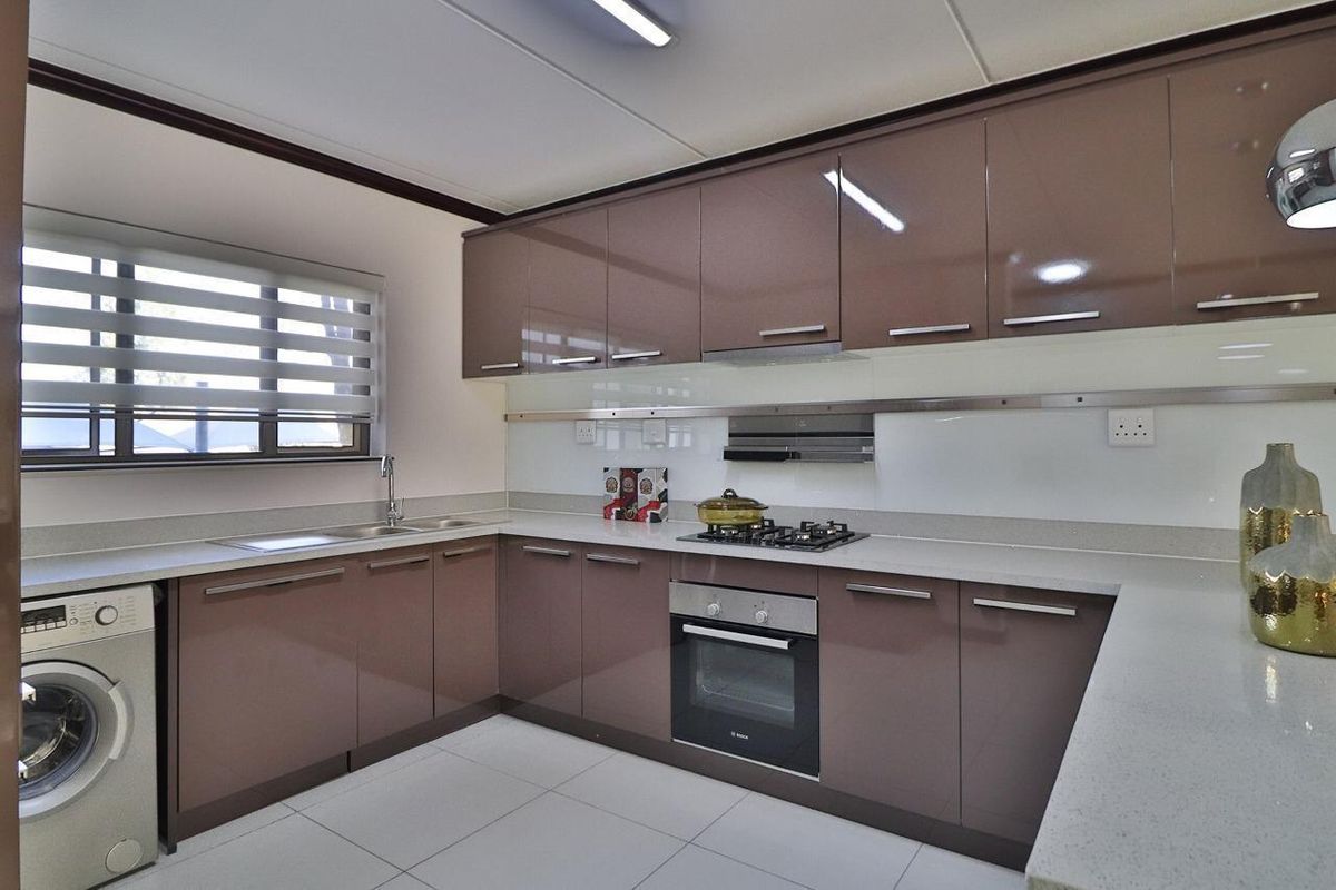 Move-In Ready Gem: Fully Furnished 2-Bed Home Awaits - Photo 3