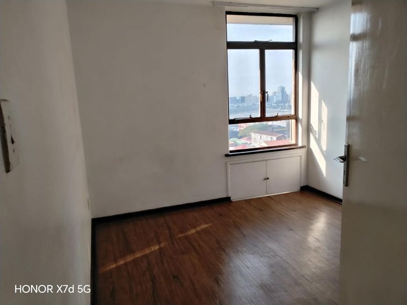 2-Bedroom, 2- bathroom . beautiful views of Moses Madiba stadium - Photo 6