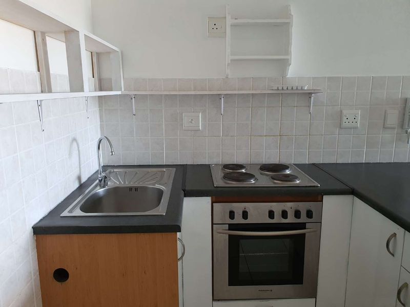 Investor Alert: Awesome Apartment, Awesome Location, Awesome Price. - Photo 7