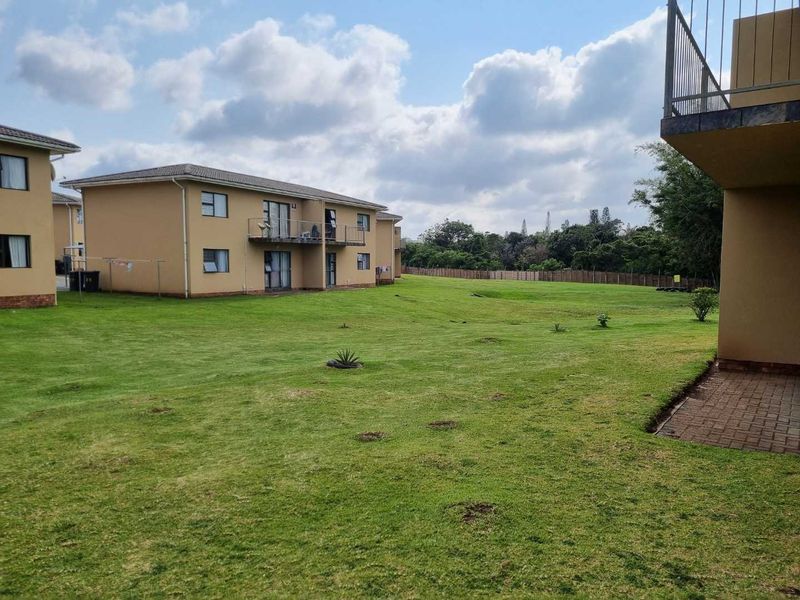 Charming apartment in well -maintained complex in the hart of Gonubie. - Photo 2