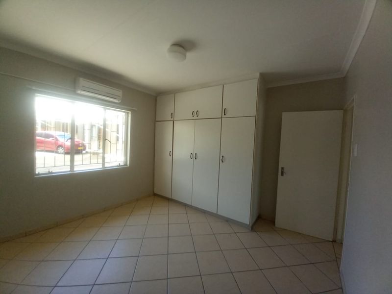 PIONIERSPARK EXT1 FOR SALE (TOWNHOUSE) - Photo 5