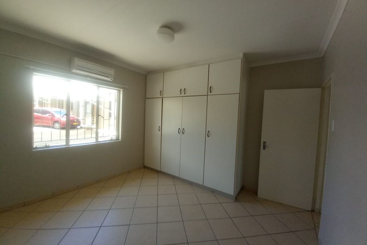 PIONIERSPARK EXT1 FOR SALE (TOWNHOUSE) - Photo 5