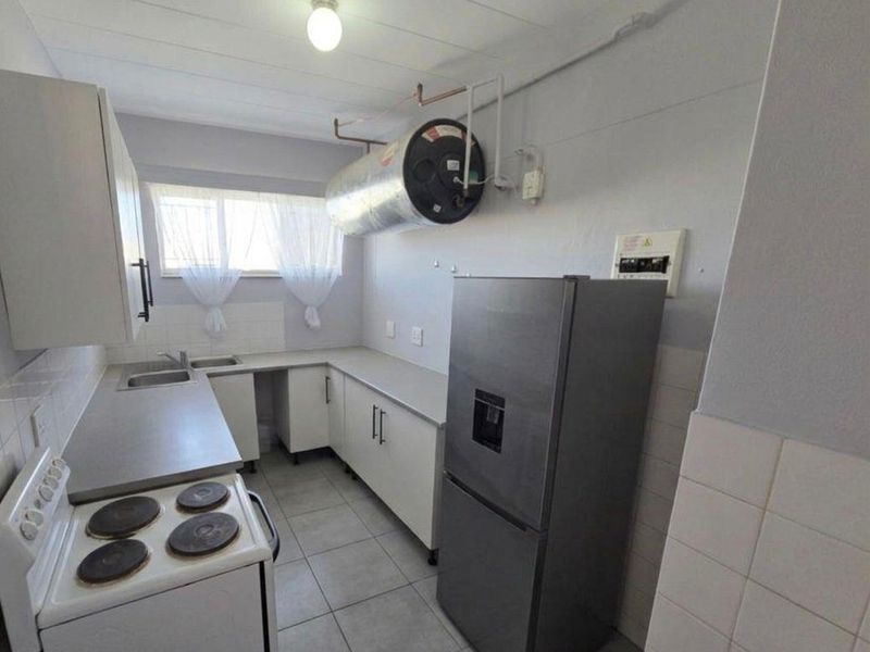 2.5 Bedroom Apartment Available in Waverley - Photo 8
