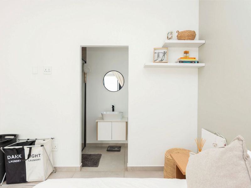 Modern 3 Bedroom House in Laguna Heights Estate - Photo 7