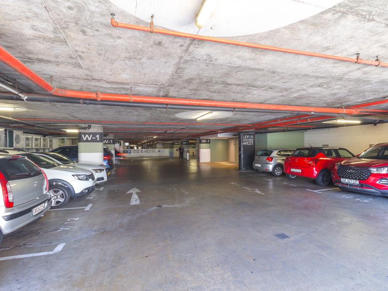 Retail/office space to let at DoubleTree by Hilton - Photo 7