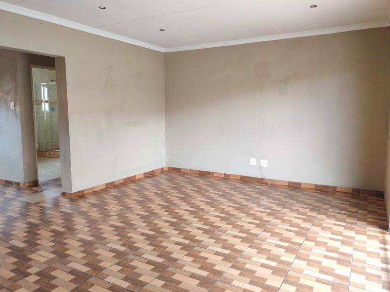 Secure, Comfortable Living with Room to Relax - Photo 7