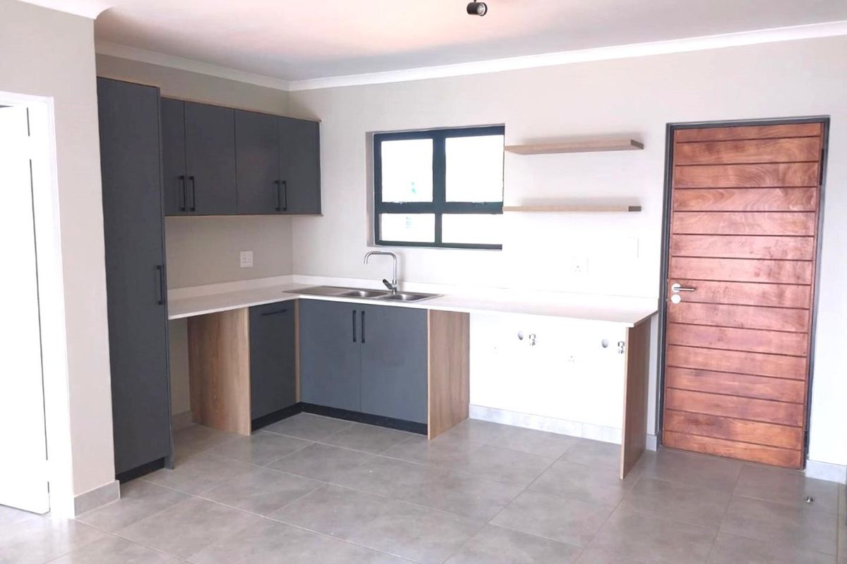 UPPER FLOOR 2 BEDROOM UNIT WITH BALCONY NOW AVAILABLE TO RENT IN OLYMPUS - Photo 4
