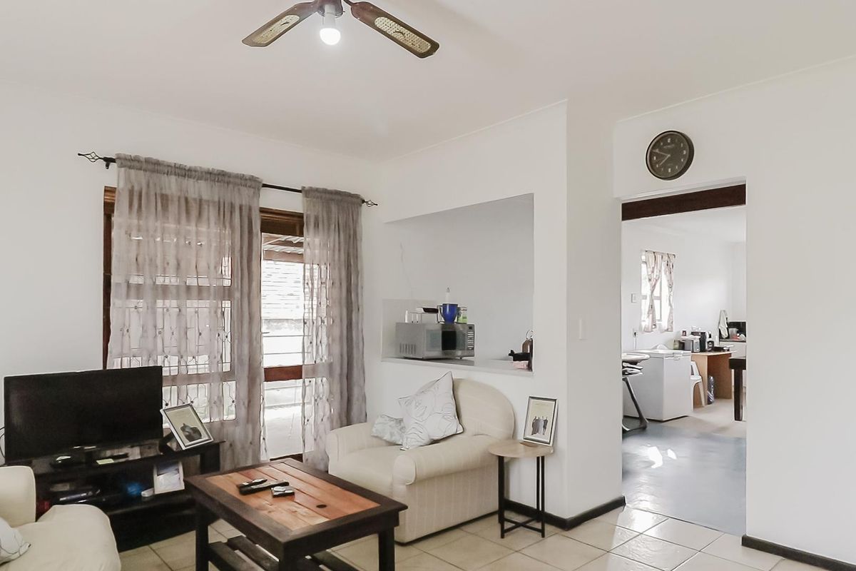 Cosy Home for sale in Sherwood - Photo 2