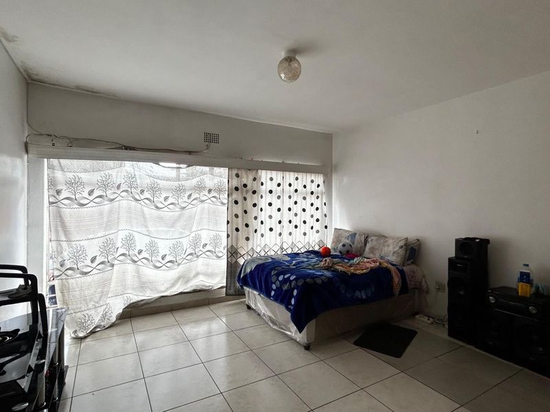 Spacious 1-Bedroom Apartment in Kempton Park CBD - Photo 6