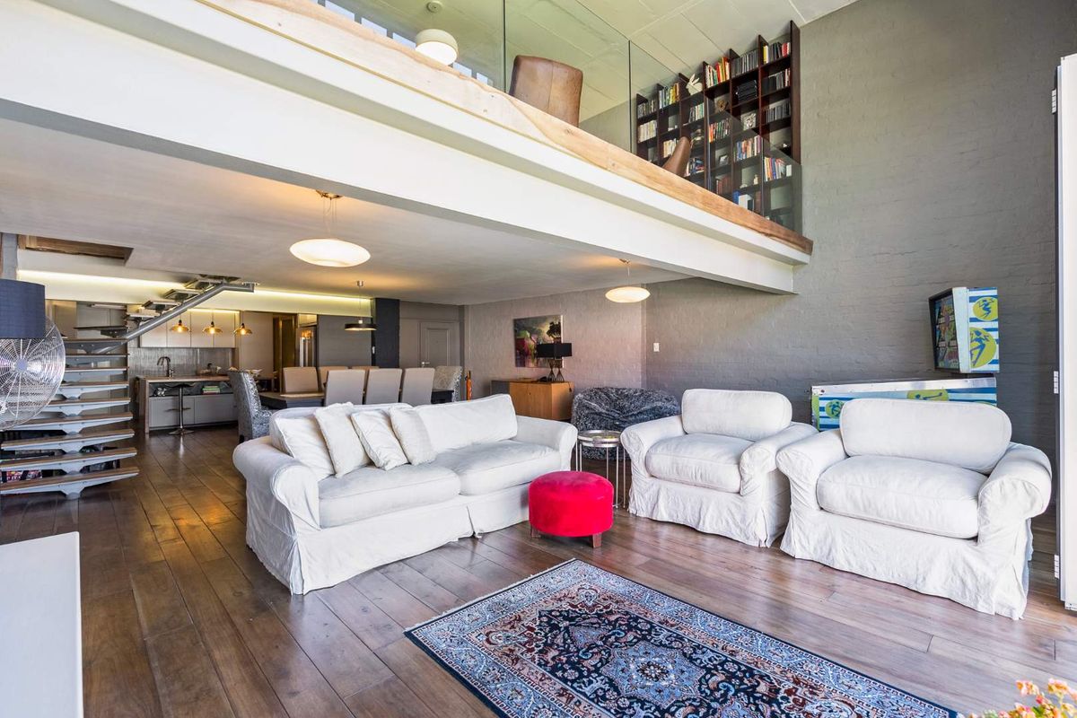 Exquisite Loft Living with Iconic Table Mountain Views - Photo 3