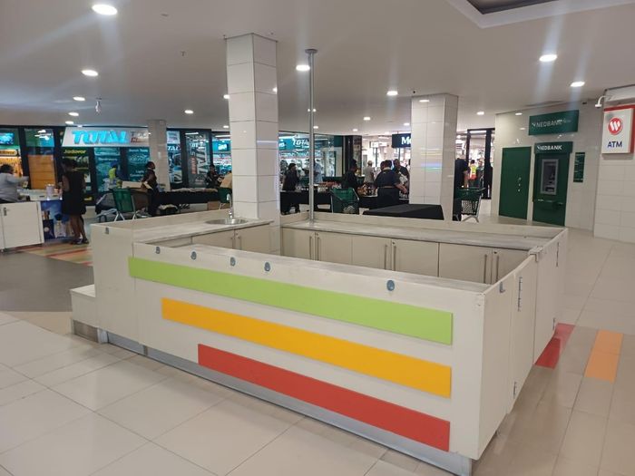 Property #2556524, Retail Rental Monthly in Southern Industrial Area