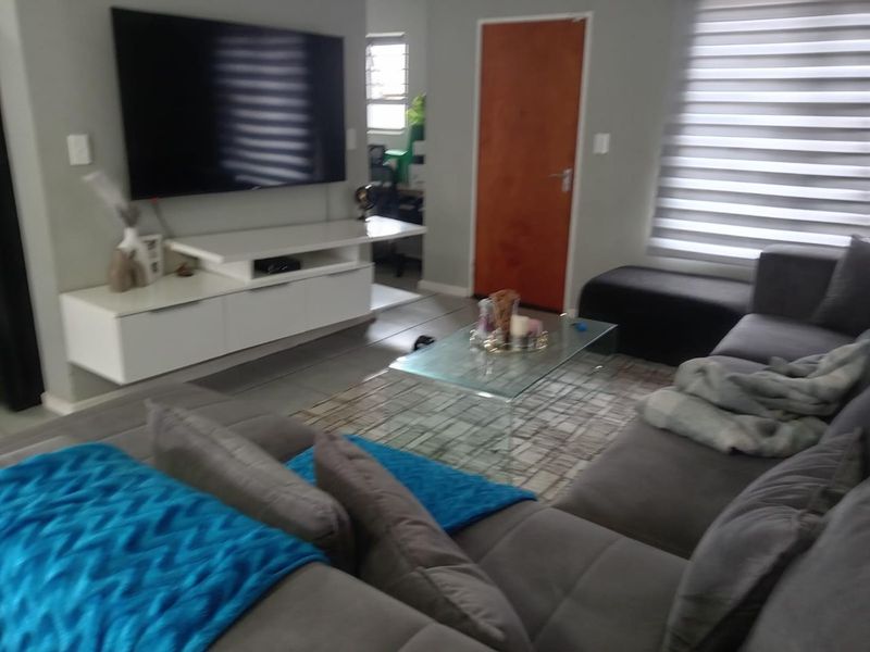 Duplex townhouse - Photo 4