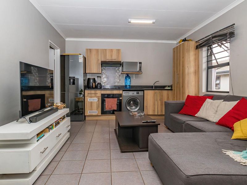 Welcome Home! - Photo 5