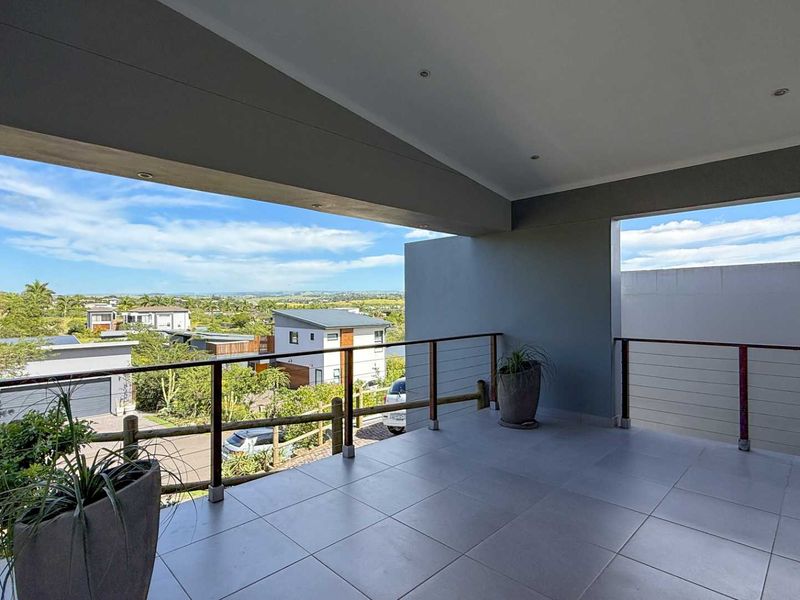 Where family life feels easy- Palm Lakes Estate - Photo 3