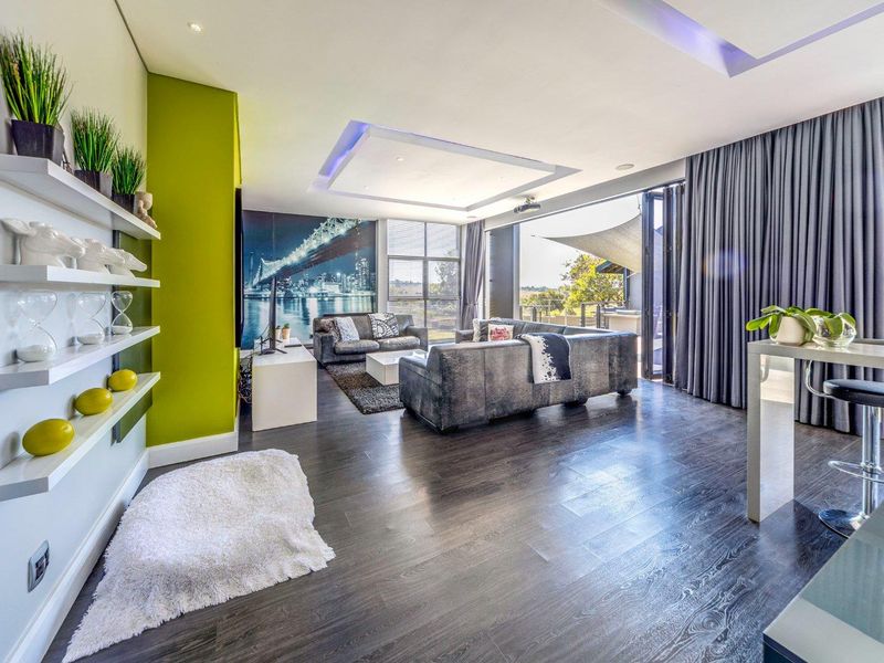 Living in a Sophisticated Sanctuary - Photo 4