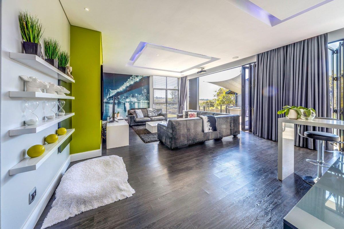 Living in a Sophisticated Sanctuary - Photo 4