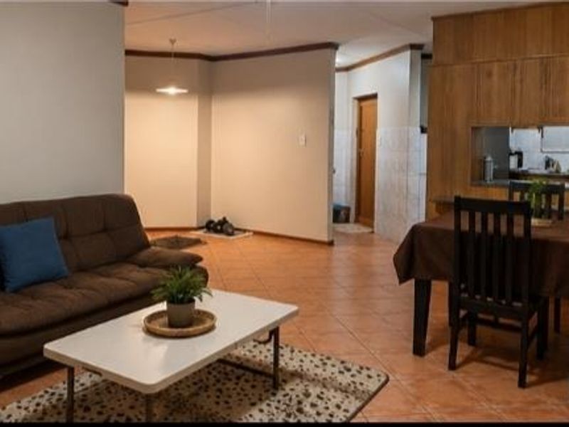Townhouse in the one and only Acacia - Photo 2