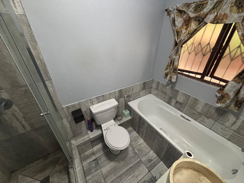 3 Bedroom ,Two bathroom Townhouse to Rent - Photo 7