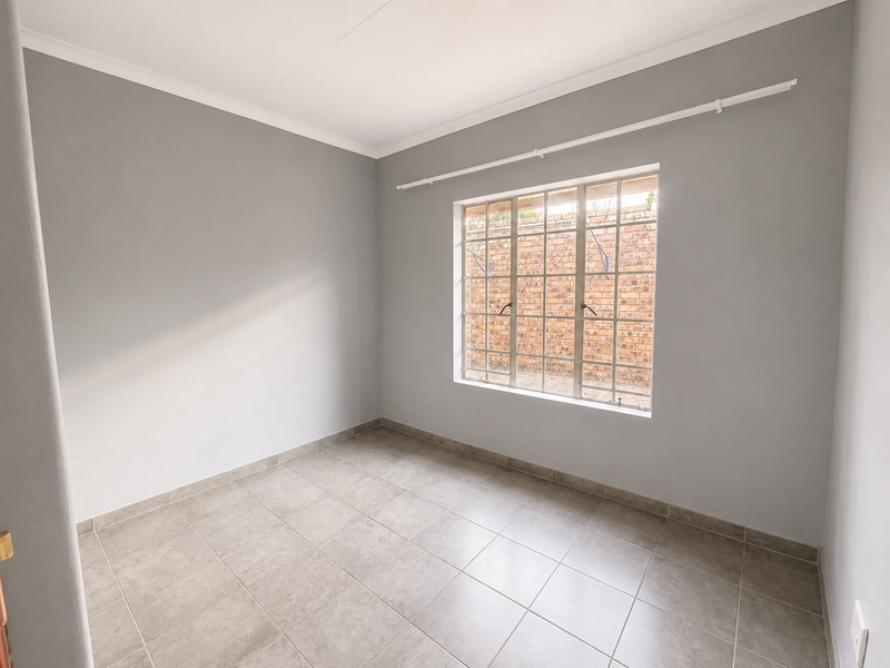 Lock Up, Move In & Love the Space! - Photo 10