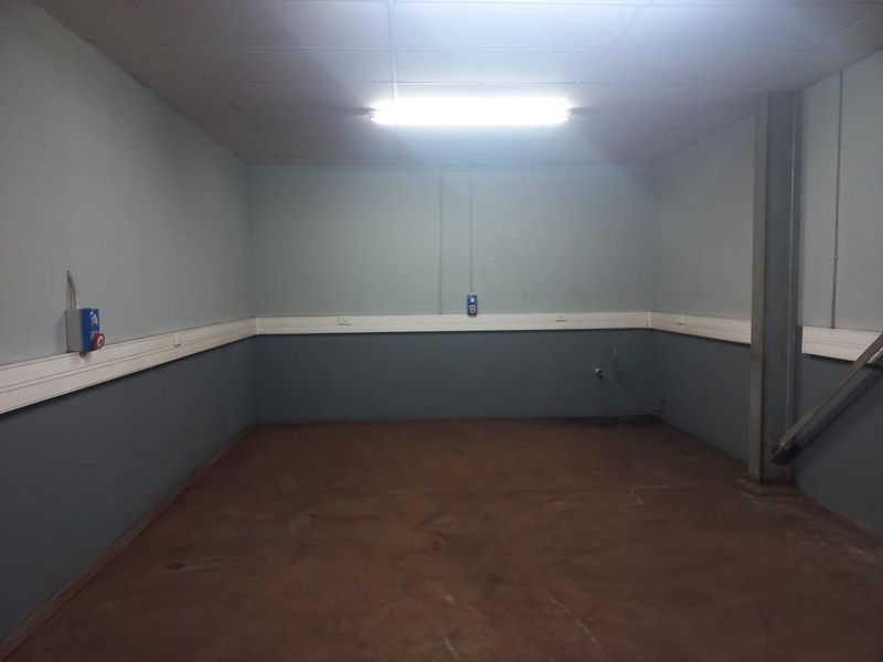 Versatile Commercial Space with Industrial Appeal in Richards Bay - Photo 10