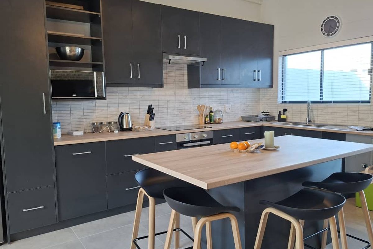 Townhouse to let - Fully furnished - Photo 2