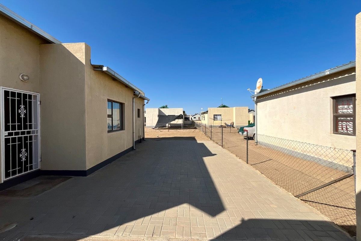 🏡 3 Bedroom House for Sale in Osona Village, Okahandja - Photo 3