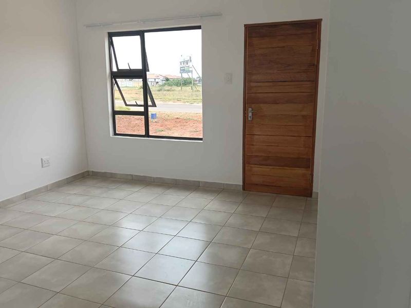 NEW DEVELOPMENTS IN CRYSTAL PARK - Photo 8