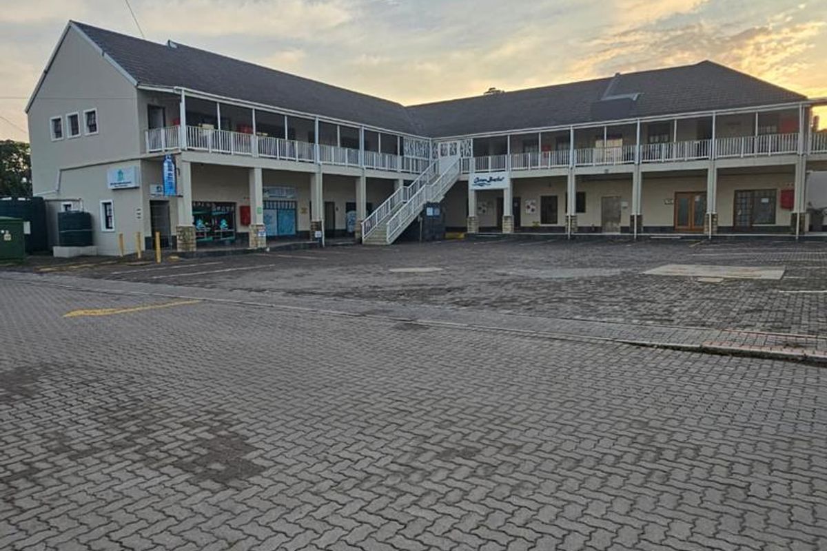 Port Alfred - Commercial property Investment opportunity, situated in a prime location.. - Photo 5