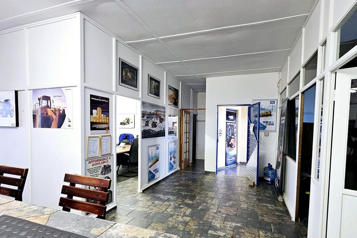 Warehouse for sale in Southern Industrial Area - Photo 4